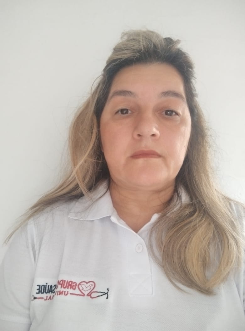 Retrato de - Adriana Priori